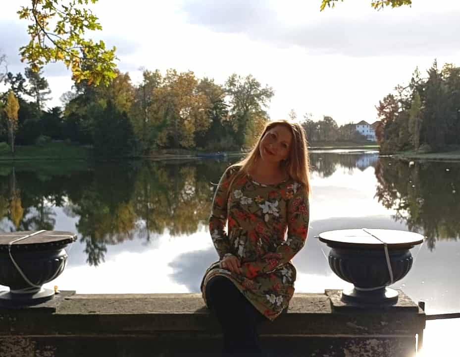 Lektorin Wortphönix lektoriert Fantasy Romance Thriller und Romantasy Romane